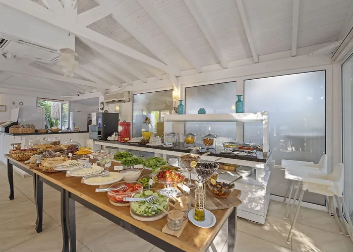 Ξενοδοχείο Costa Sariyaz 3*