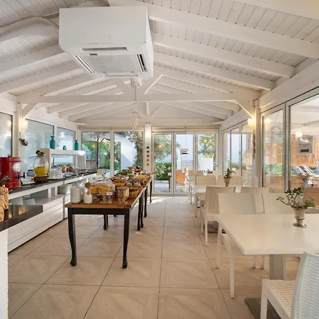 Costa Sariyaz Hotel